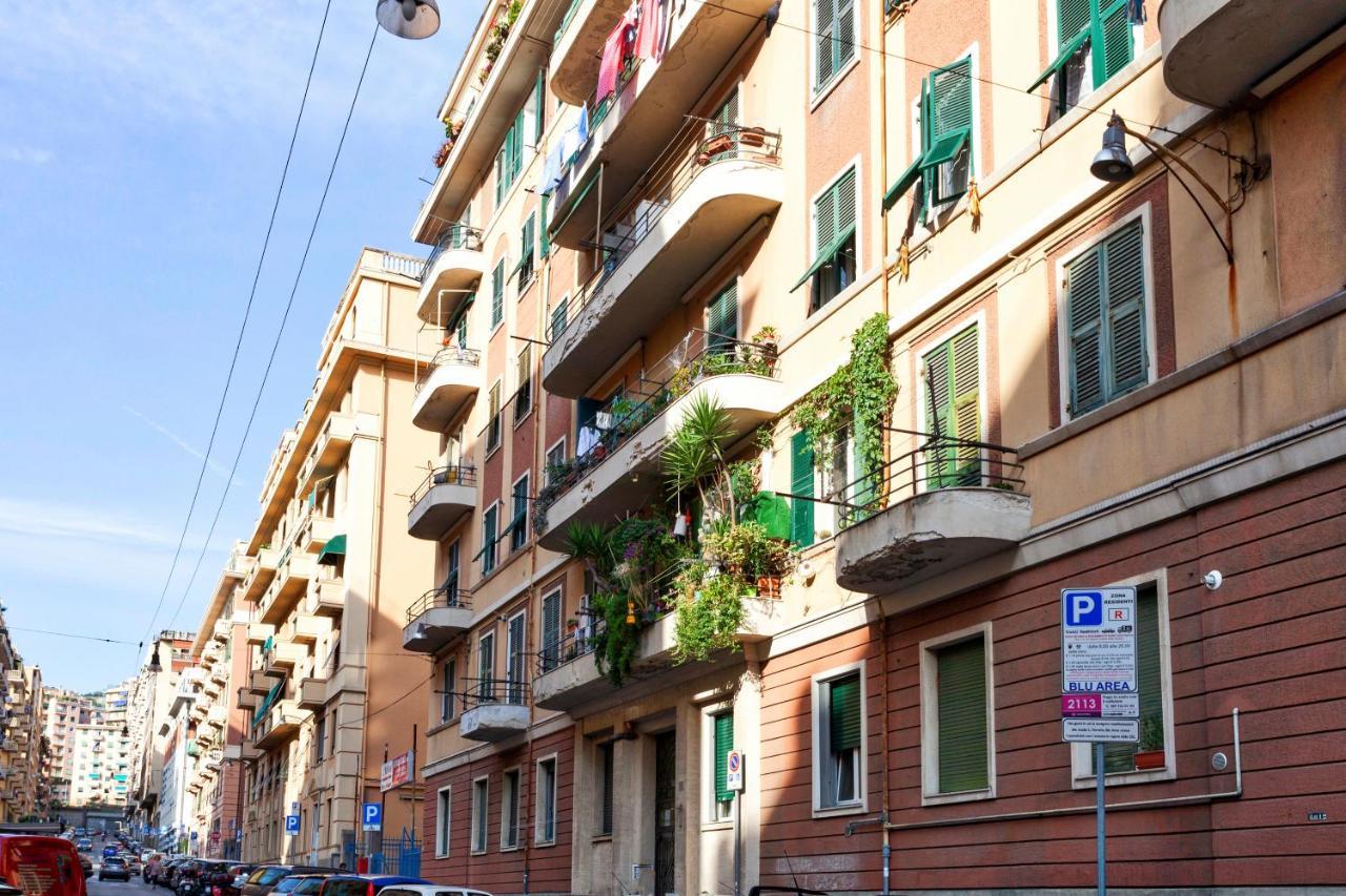 Fantastic House Near The Station Free Parking Appartement Genua Buitenkant foto